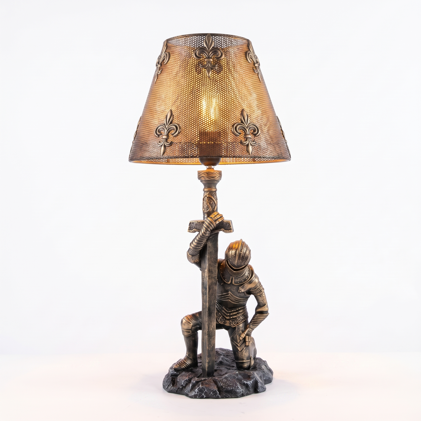 [PRE-ORDER] Knight Lamp